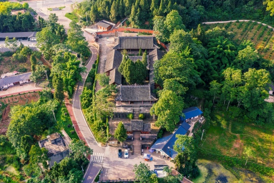 宝梵寺鸟瞰（岳冰松摄）.jpg